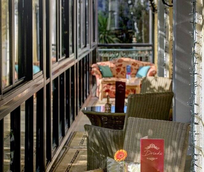 هتل Norfolk Royale