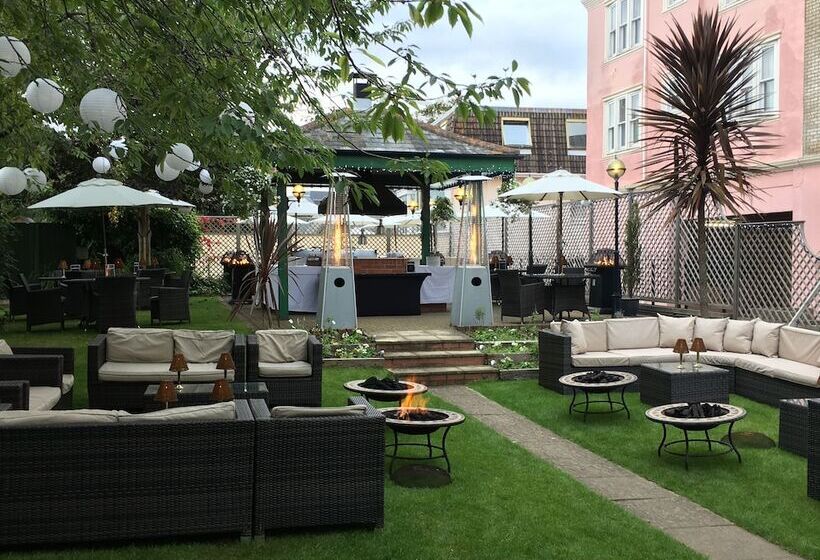 هتل Norfolk Royale