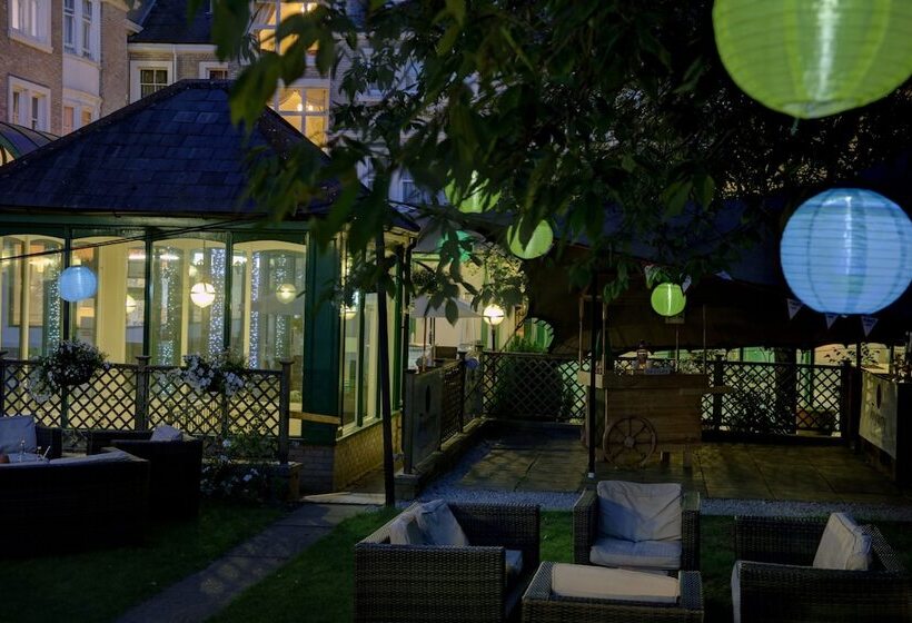 هتل Norfolk Royale