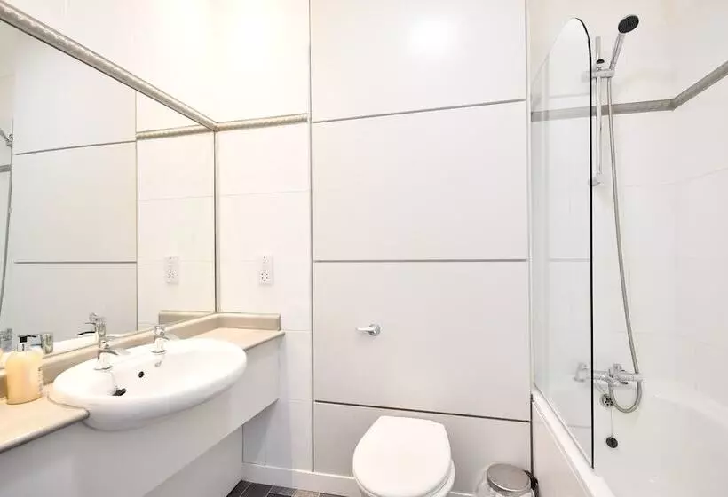 فندق Northop Hall