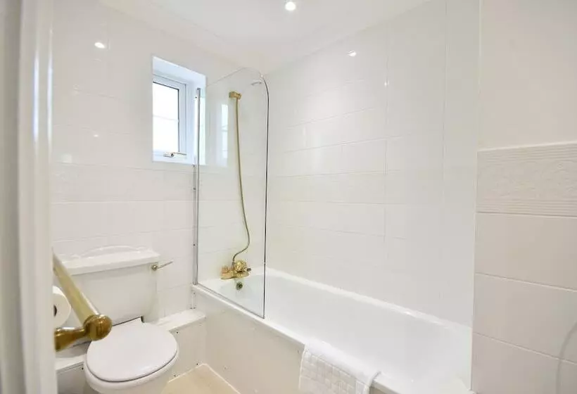 فندق Northop Hall