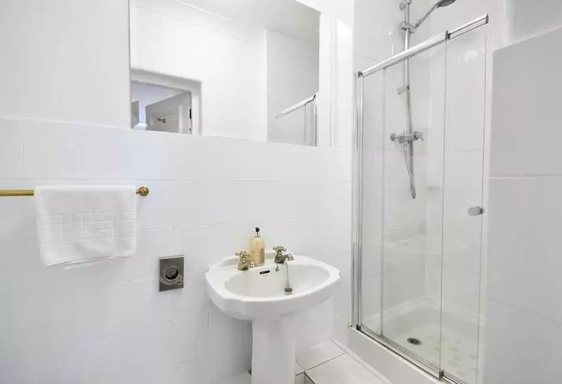 فندق Northop Hall