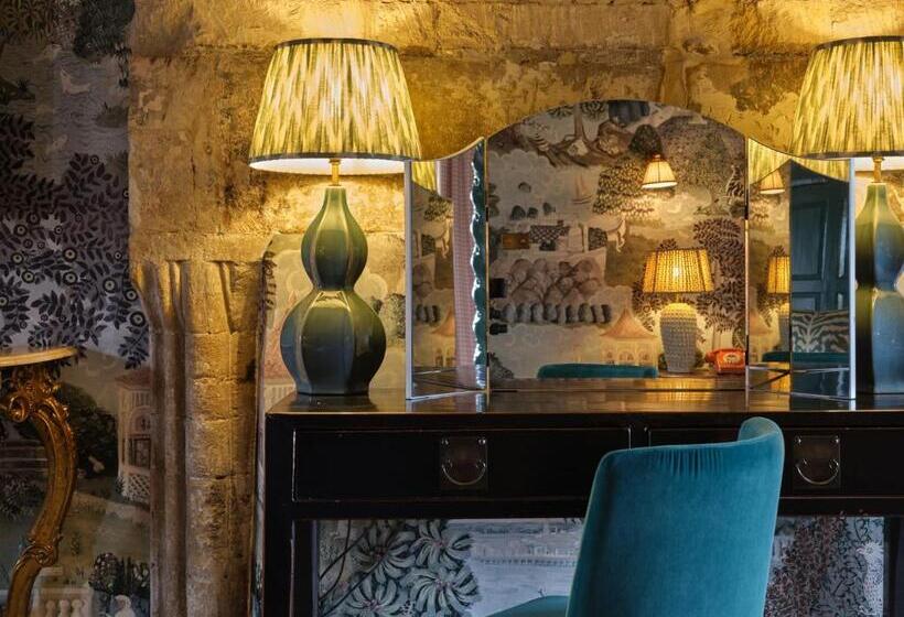 בית מלון כפרי Old Bell