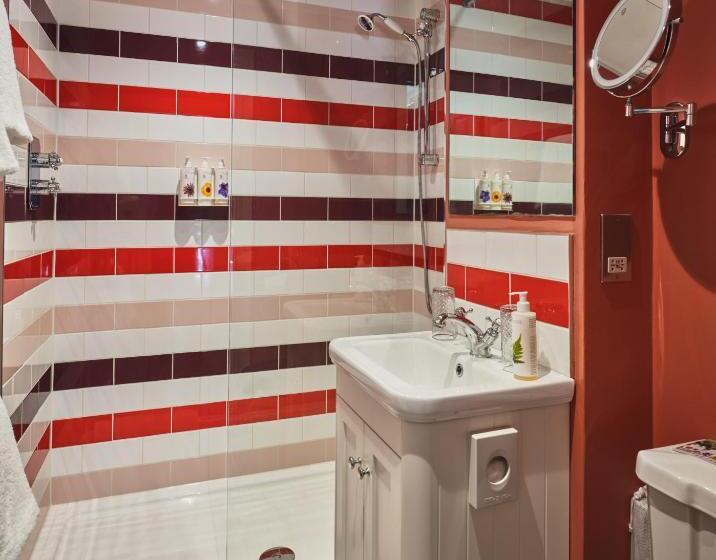 בית מלון כפרי Old Bell