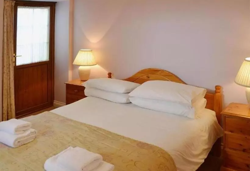 Hotel Penmorvah Manor