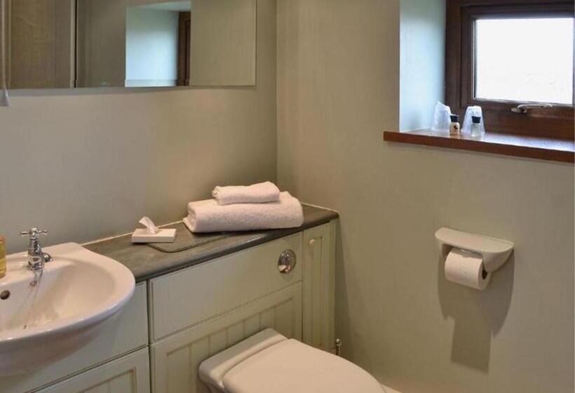 בית מלון כפרי Penmorvah Manor