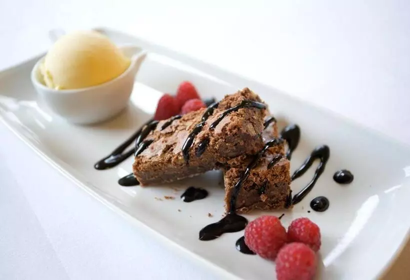 Hotel Penmorvah Manor