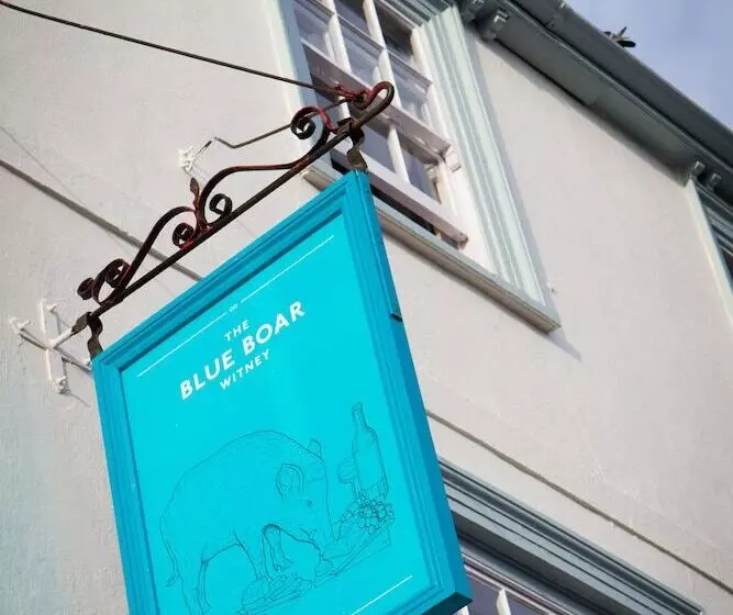 Отель The Blue Boar