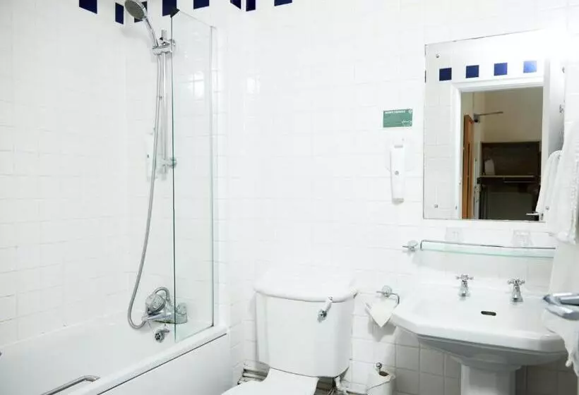 Lamb Hotel By Greene King Inns