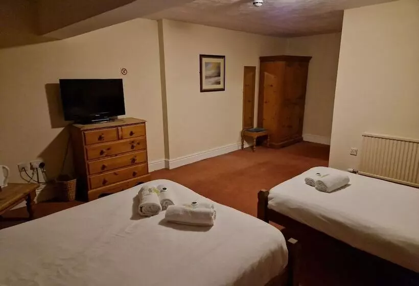 The Menai Hotel And Bar