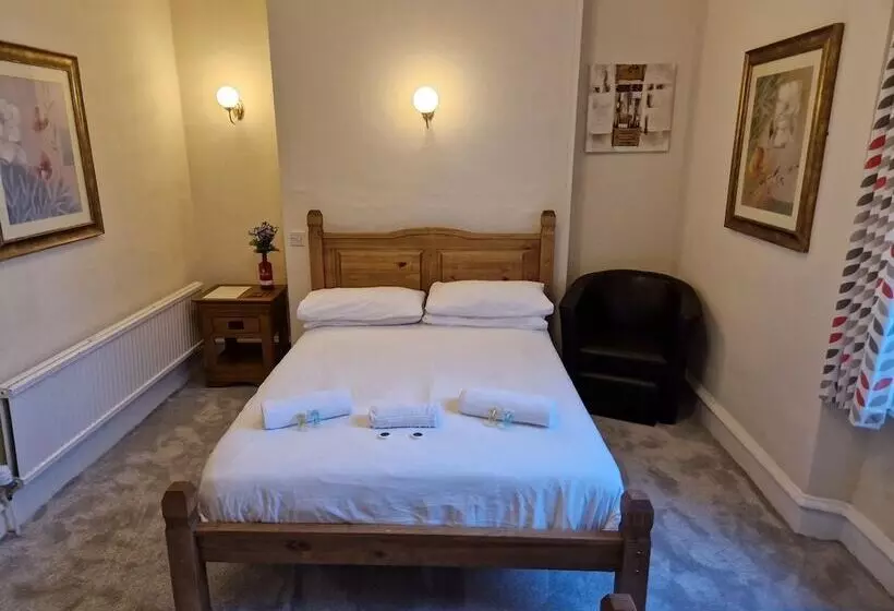 The Menai Hotel And Bar