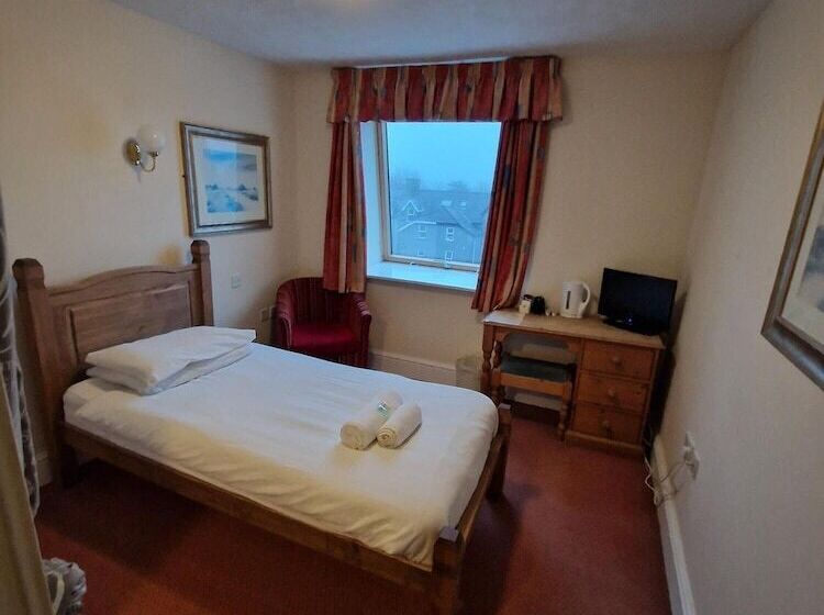 The Menai Hotel And Bar