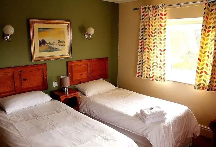 The Menai Hotel And Bar