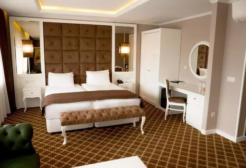 בית מלון כפרי Arpezos