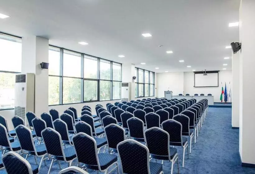 בית מלון כפרי Arpezos