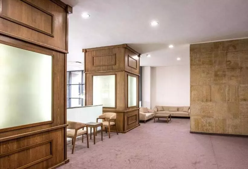 בית מלון כפרי Arpezos