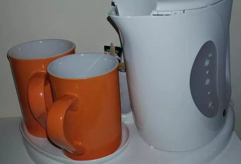 בית מלון כפרי Schoolhouse Restaurant And