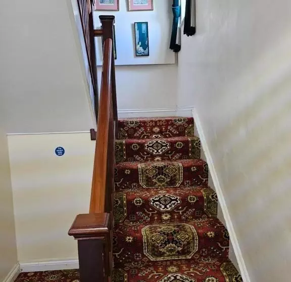 בית מלון כפרי Schoolhouse Restaurant And