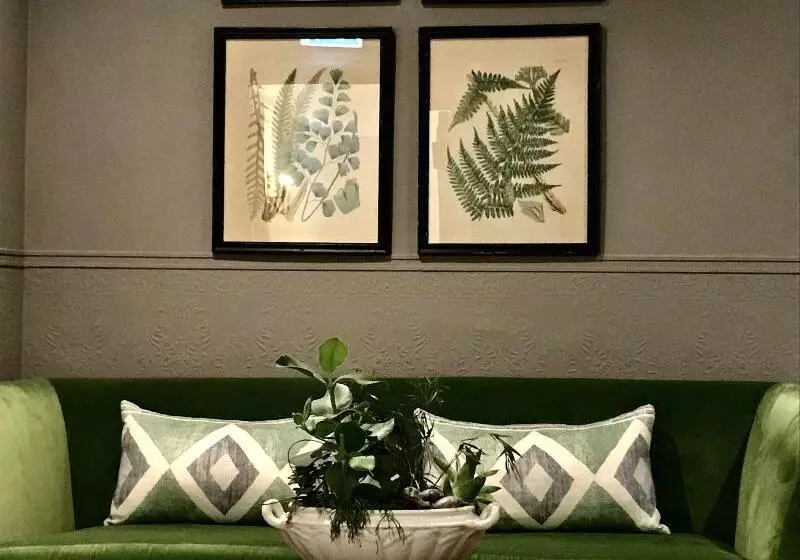 בית מלון כפרי Statham Lodge