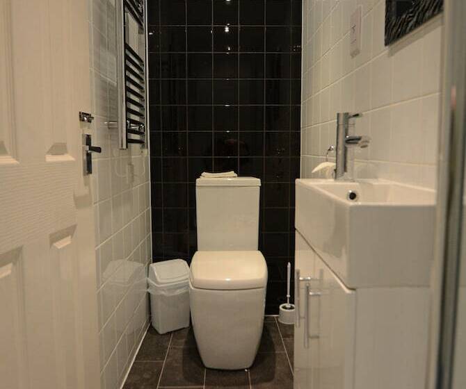 Hotel The Royal Clarence