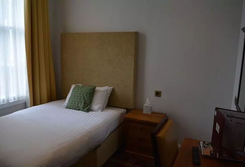 Отель The Royal George