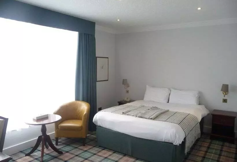 Отель The Royal George