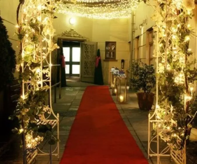 Отель Waterfoot