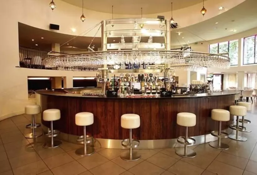 Отель Waterfoot