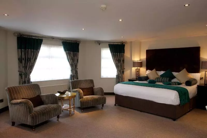 Отель Waterfoot