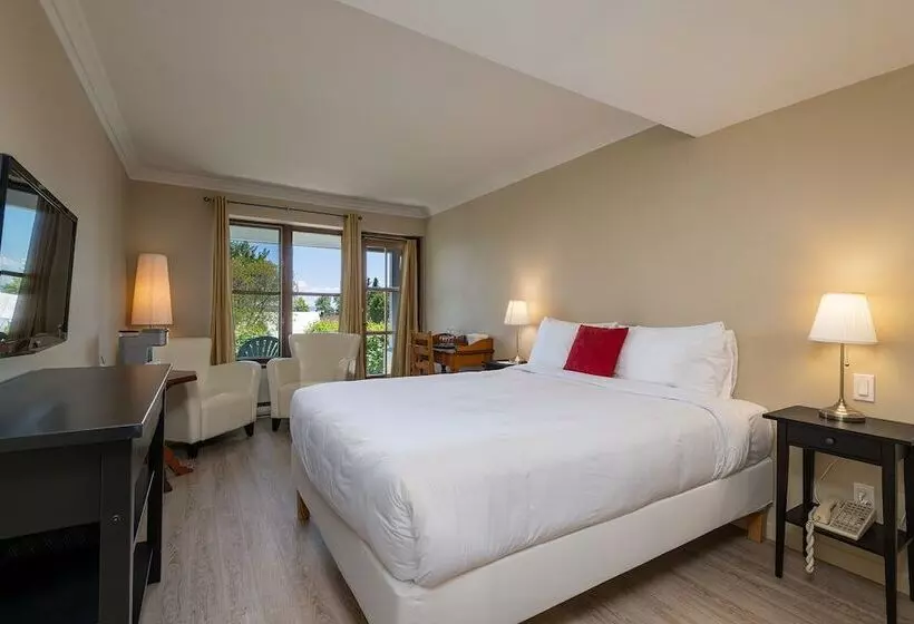 هتل Auberge Des Nuages