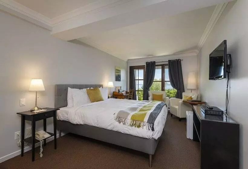 هتل Auberge Des Nuages