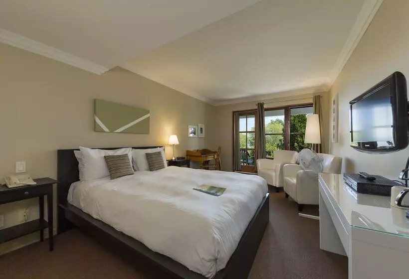 هتل Auberge Des Nuages
