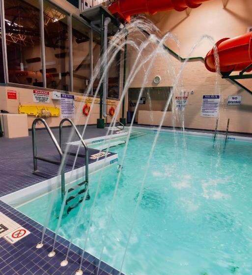 هتل Canad Inns Destination Centre Garden City