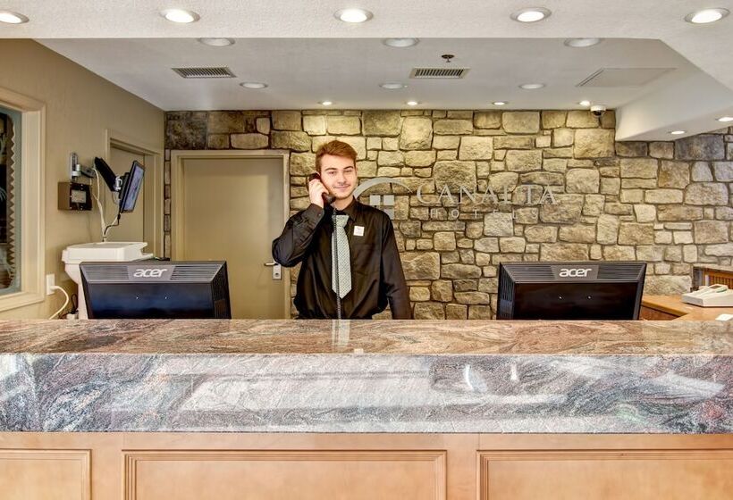 Hotel Canalta Jurassic