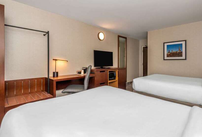 호텔 Comfort Inn West