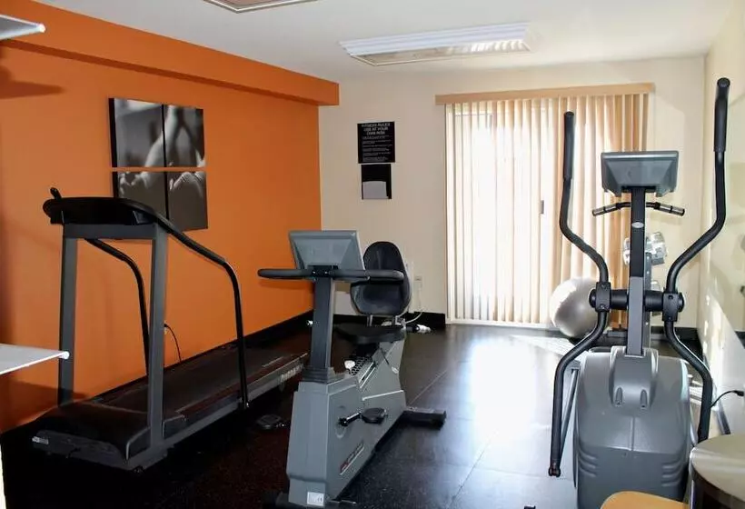 ホテル Country Inn & Suites By Radisson, Winnipeg, Mb