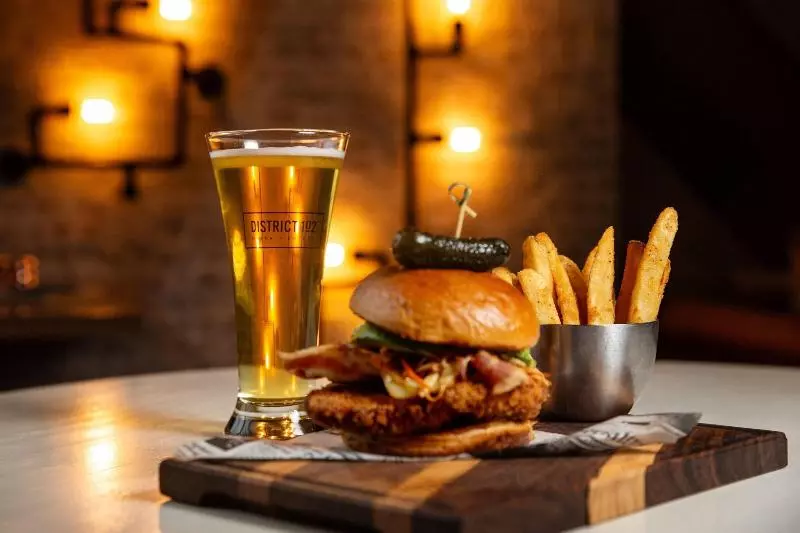 Delta Hotels By Marriott Edmonton Centre Suites