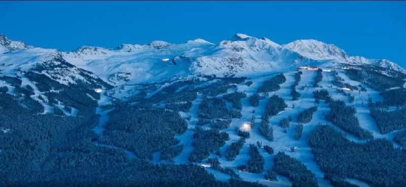 Delta Hotels By Marriott Whistler Village Suites