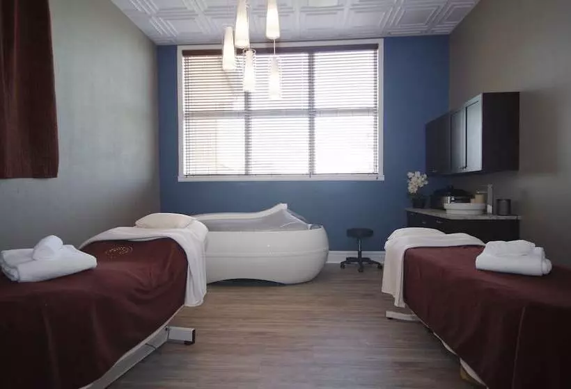 בית מלון כפרי Lac Brome