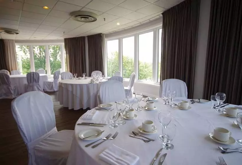 בית מלון כפרי Lac Brome