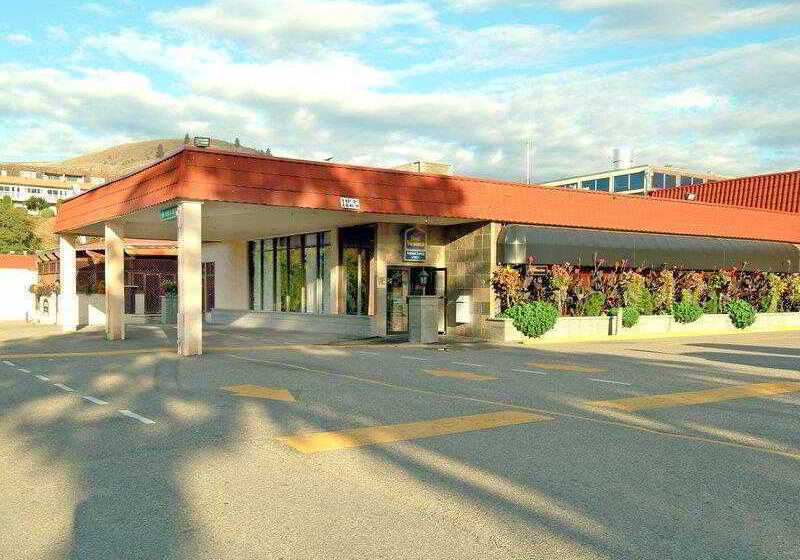 فندق Prestige Vernon Lodge