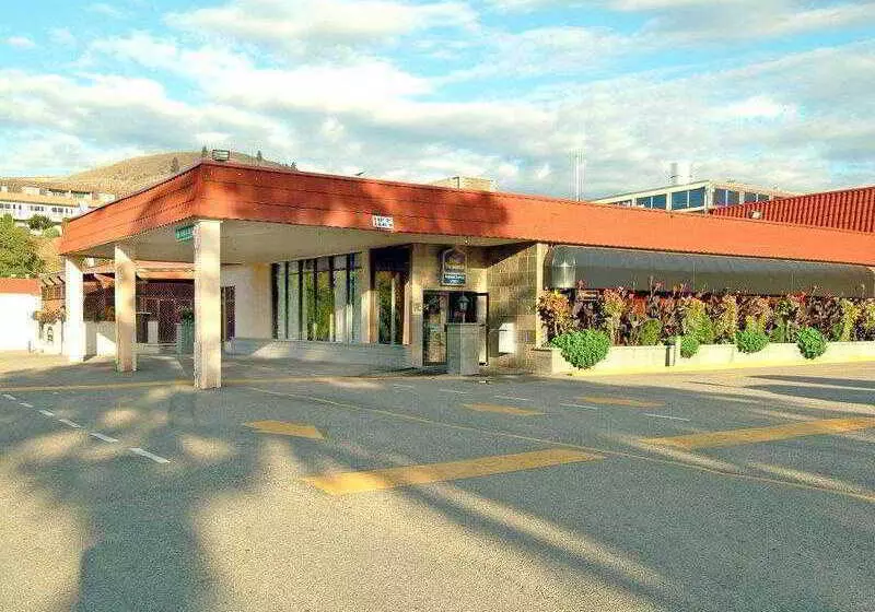 酒店 Prestige Vernon Lodge