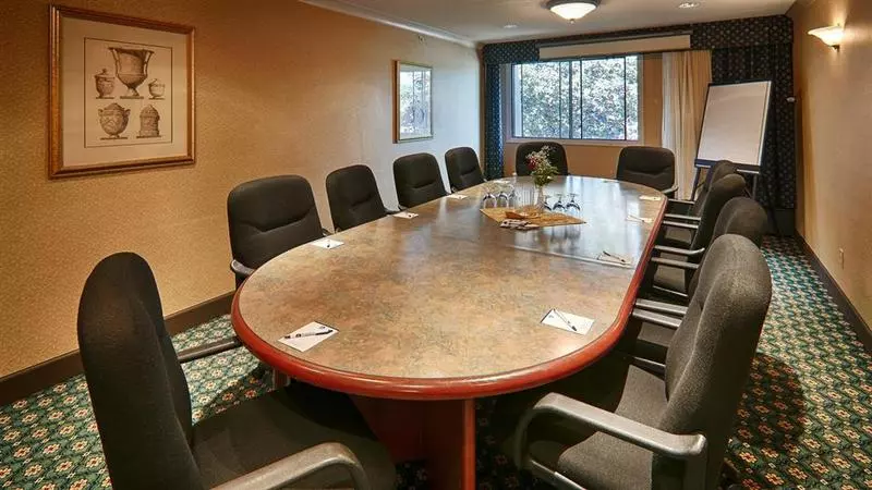 酒店 Prestige Vernon Lodge