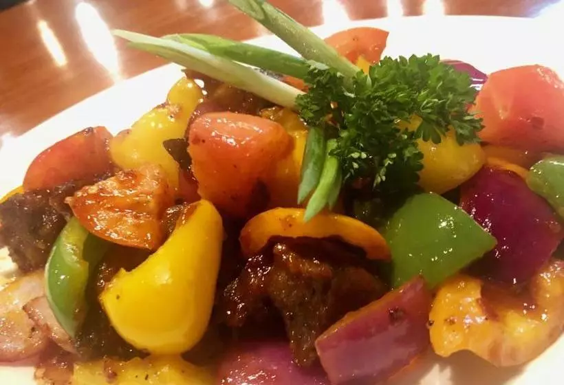 호텔 Ramada By Wyndham Edmonton Yellowhead Nw