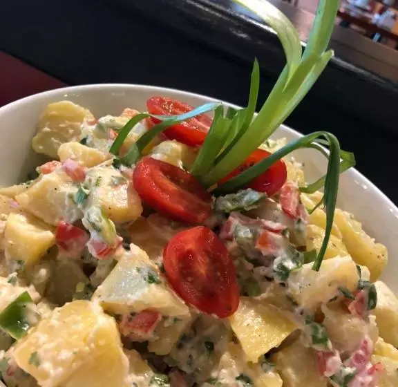 호텔 Ramada By Wyndham Edmonton Yellowhead Nw