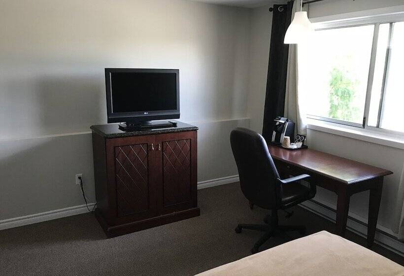 酒店 The Auberge Inn