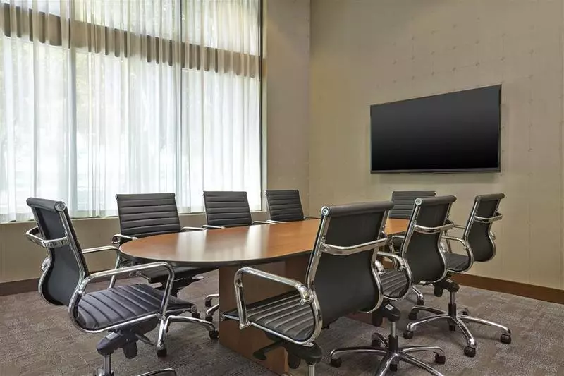 Grand Park Hotel Vancouver Airport, Ascend Hotel Collection