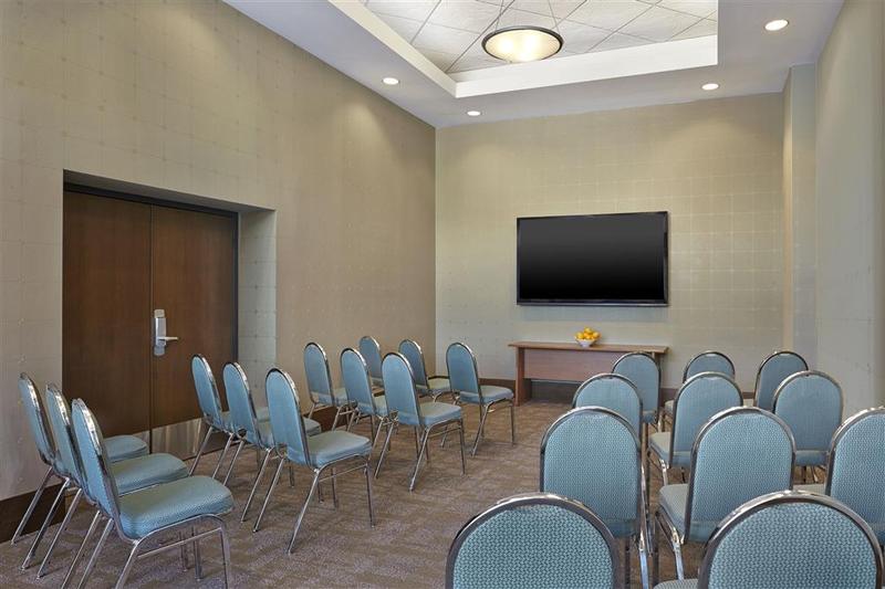 Grand Park Hotel Vancouver Airport, Ascend Hotel Collection