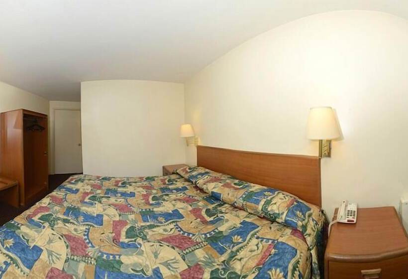 מוטל Travelers Inn