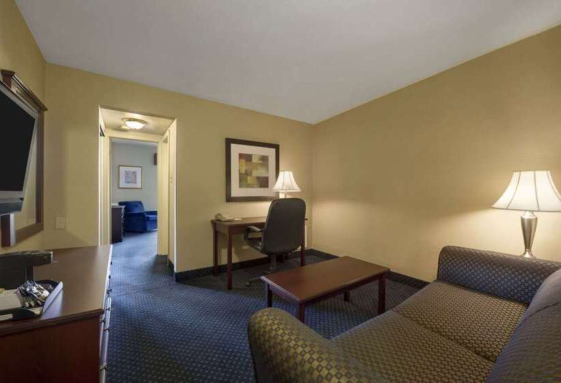 Ramada By Wyndham Jordan/beacon Harbourside Resort